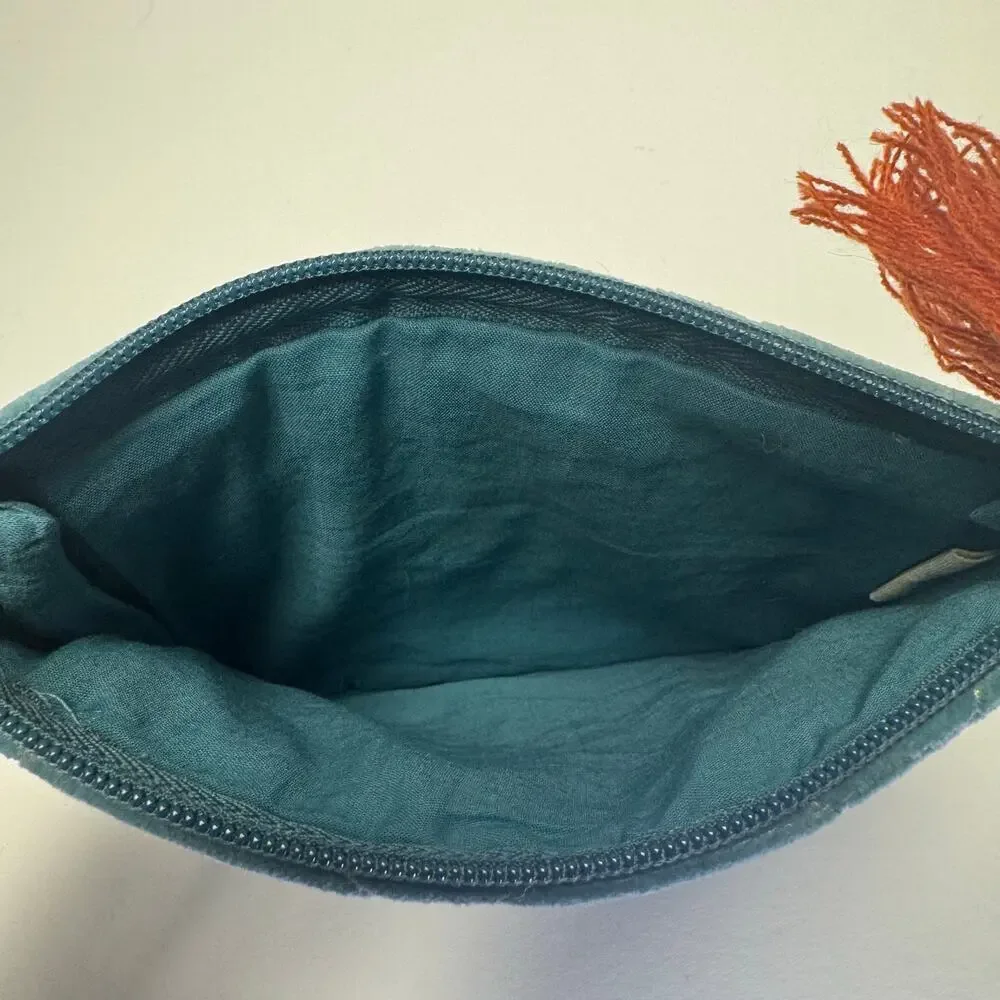 Hand‎ embroidered initial velvet pouch with tassel and the letter ‘Y’